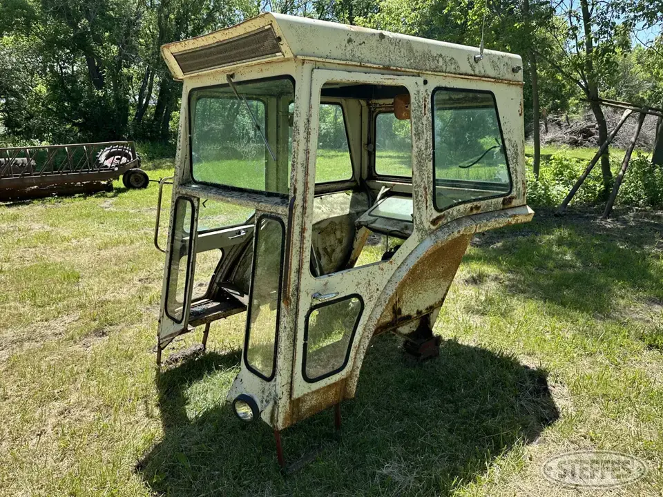 International 66 Tractor Part