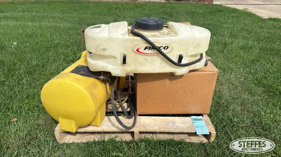 (2) Sprayers Lawn Sprayers and Spreader