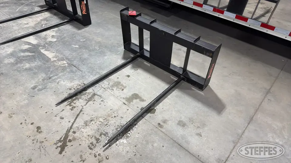 Parbreak dual bale spear Skid Steer Attachments-Other