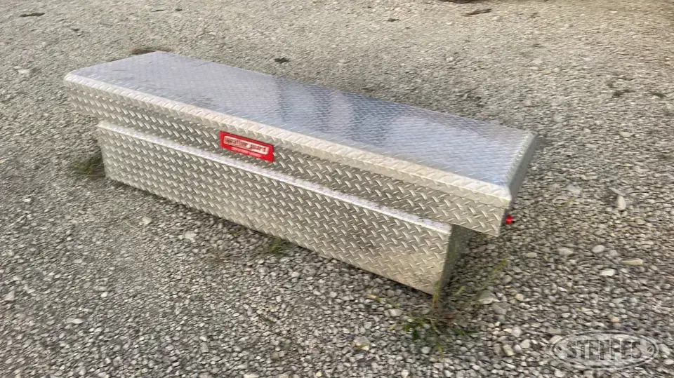 Weather Guard 300105-9-01 Storage and Bench
