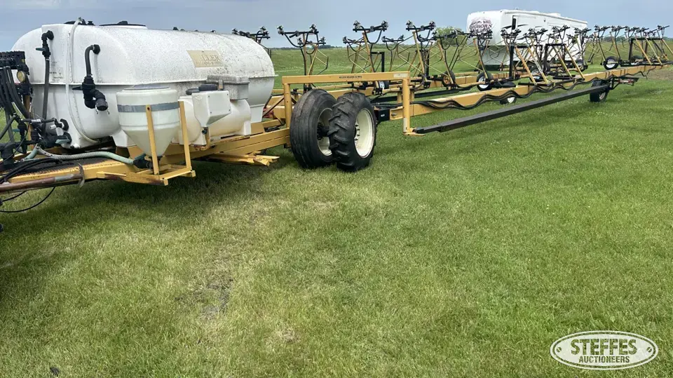 Keller Welding & Mfg. Pull-Type Sprayer