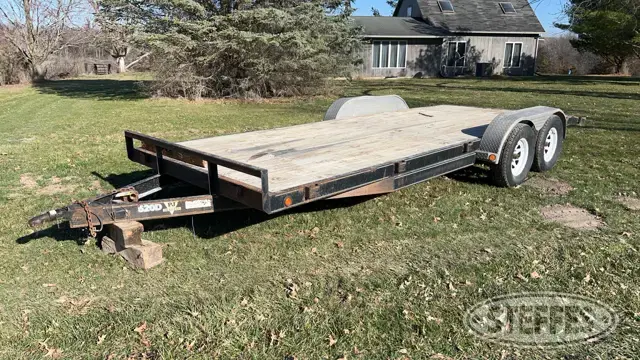 2002 PJ 520D