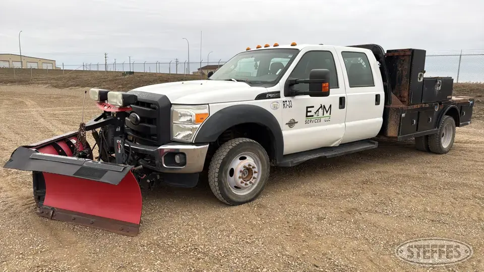 2015 Ford F-550 XL Flatbed Truck