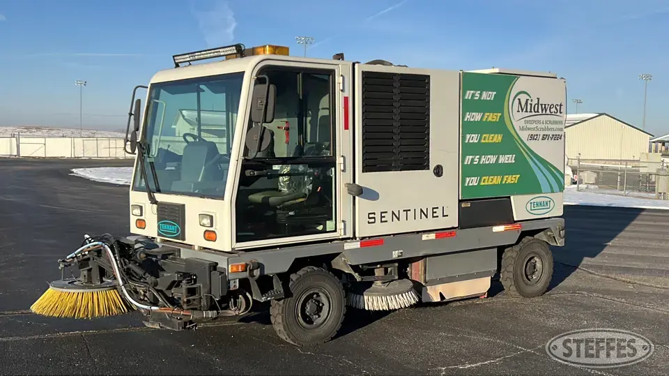 Tennant Sentinel Sweeper