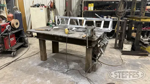 Welding table