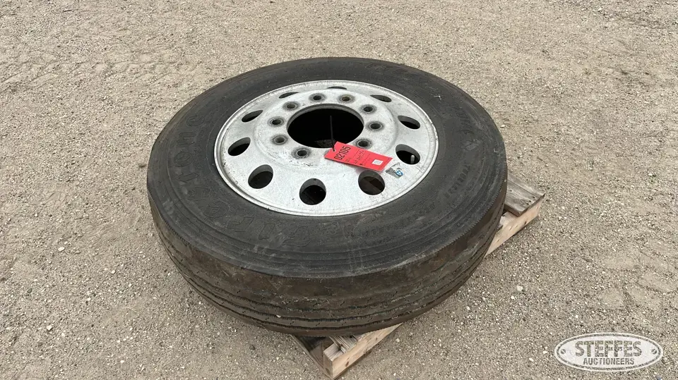 Firestone 285/75R24.5 tire Truck Tire