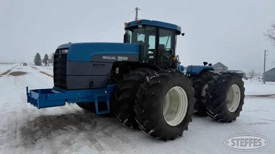 1997 New Holland 9682 4WD Tractor