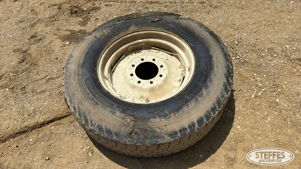 (1) Steelmark 11R22.5 tire Tractor-Implement Tire