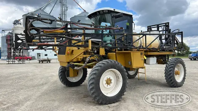 1994 AG-Chem RoGator 664