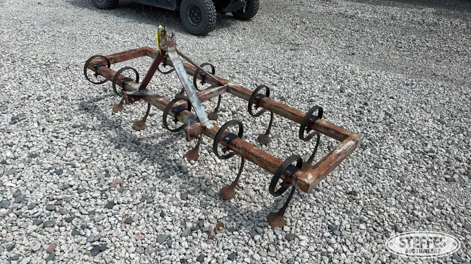 Shop-built cultivator Farm Support Item