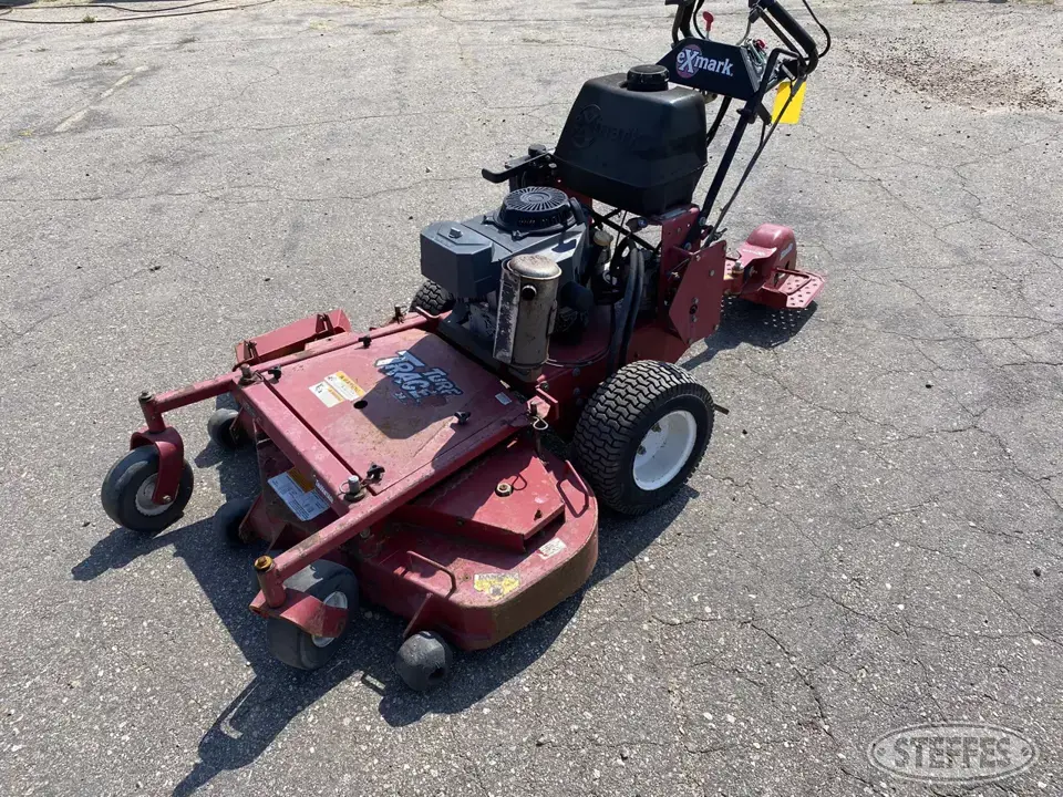 Exmark THP17KA483 Lawn Tractor