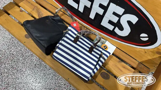 (2) Bulldog conceal and carry purses