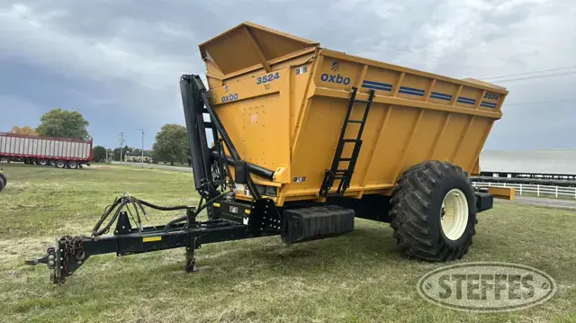 2018 Oxbo 3524F