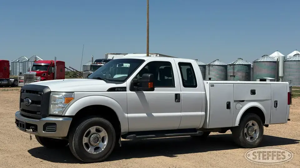 2012 Ford Super Duty F-350 1 Ton Pickup