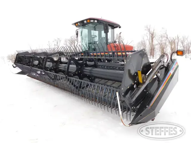 2003 MacDon 9352