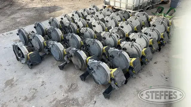 (36) John Deere mini hoppers