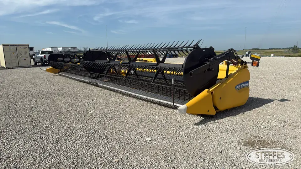2013 New Holland 880CF-40 Draper Head