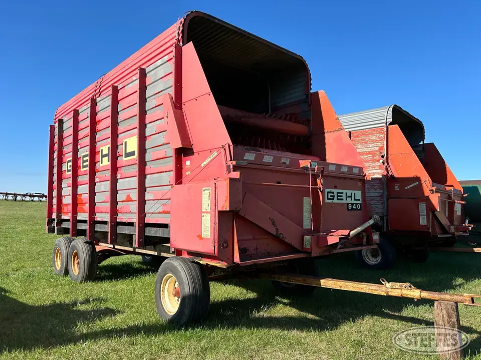 Gehl 940 Forage Wagon