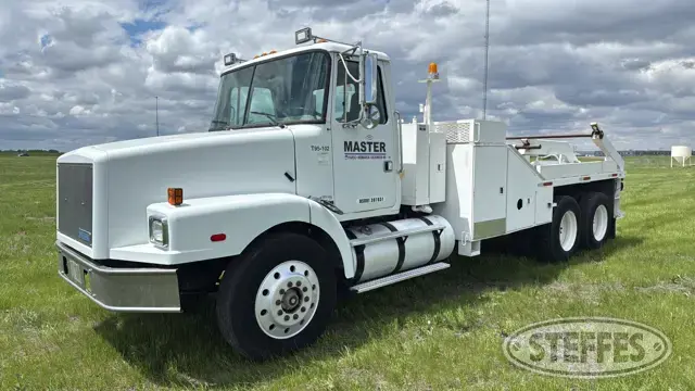 1995 White/GMC