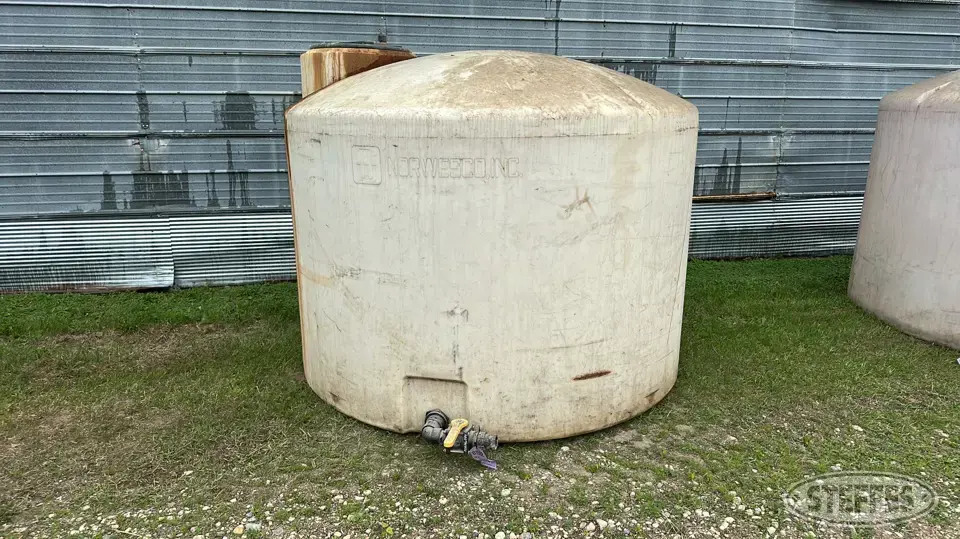 Norwesco Poly Tank