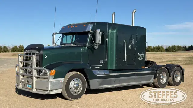 1997 Freightliner FLD120