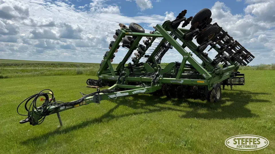 2010 Mandako Twister Vertical Tillage