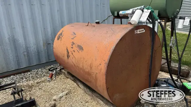 500 gal. fuel tank