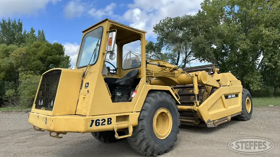 1996 Deere 762B Motor Scraper