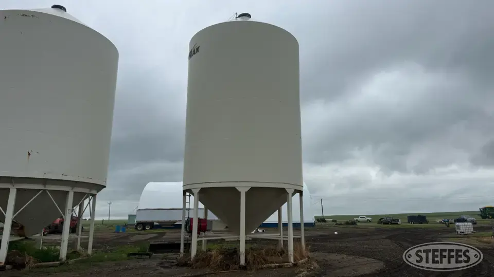 Meridian GM4000 Hopper Bin