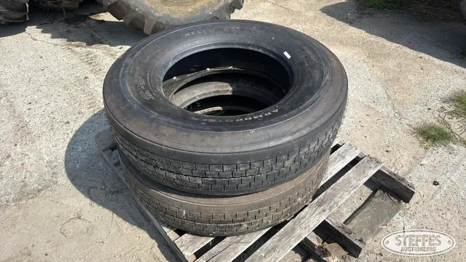 (2) Kelly KSTA Armorsteel 295/75R22.5 tires Truck Tire