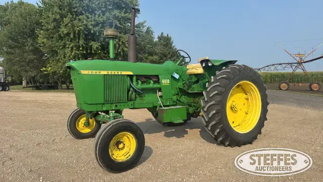 1961 John Deere 4010