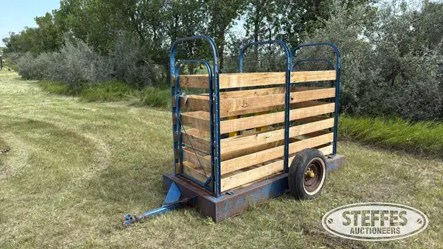 Portable livestock scale