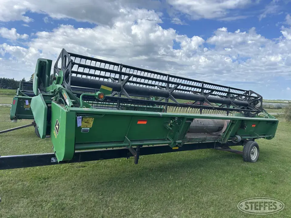 1998 John Deere 925 Flex Head
