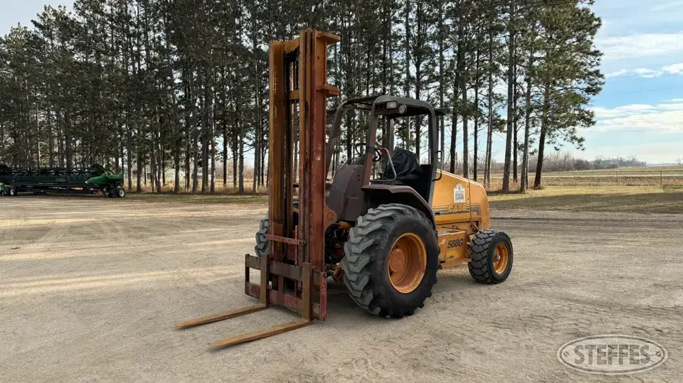 Case 588G Warehouse Forklift