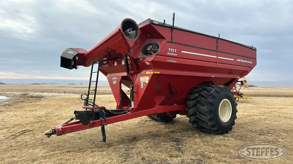 2013 J&M Mfg. 1151 Grain Storm Grain Cart