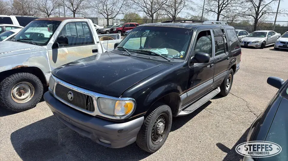 1998 Mercury Mountaineer SUV