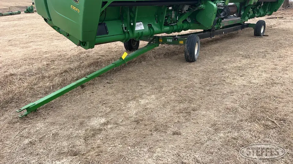 E-Z Trail 680 Header Trailer