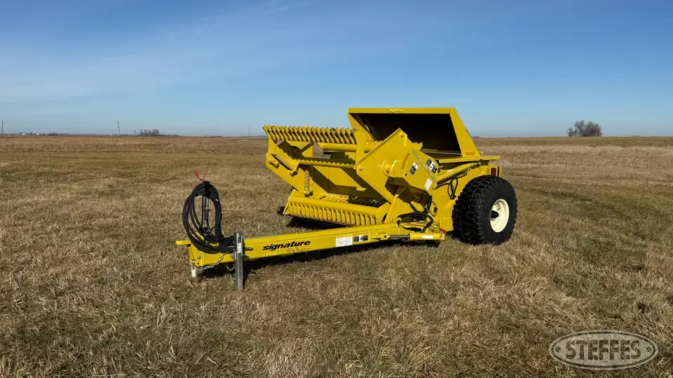 2023 Degelman RP7200 Rock Picker