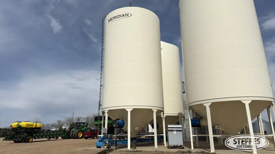Meridian M1625 Hopper Bin