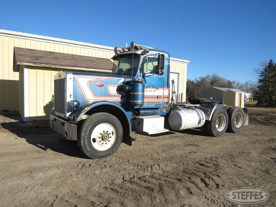 1979 Peterbilt 379 Conventional Truck without Sleeper