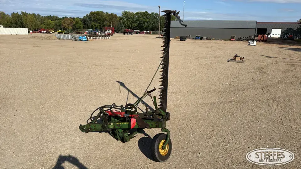 John Deere No. 8 W Sickle Mower