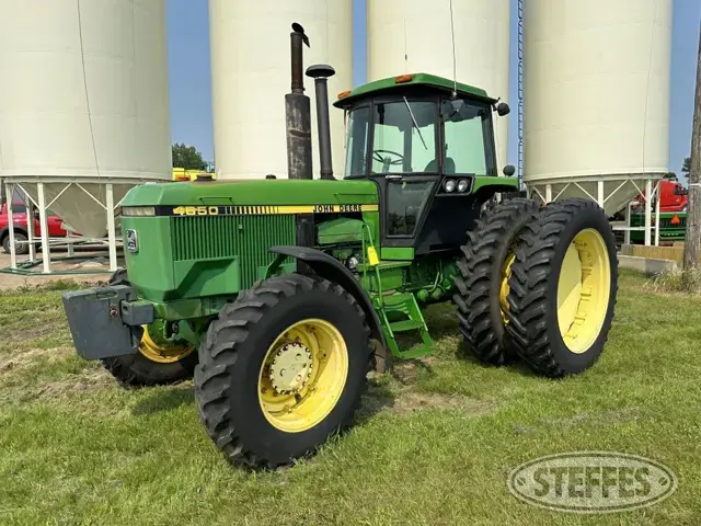 1987 John Deere 4650
