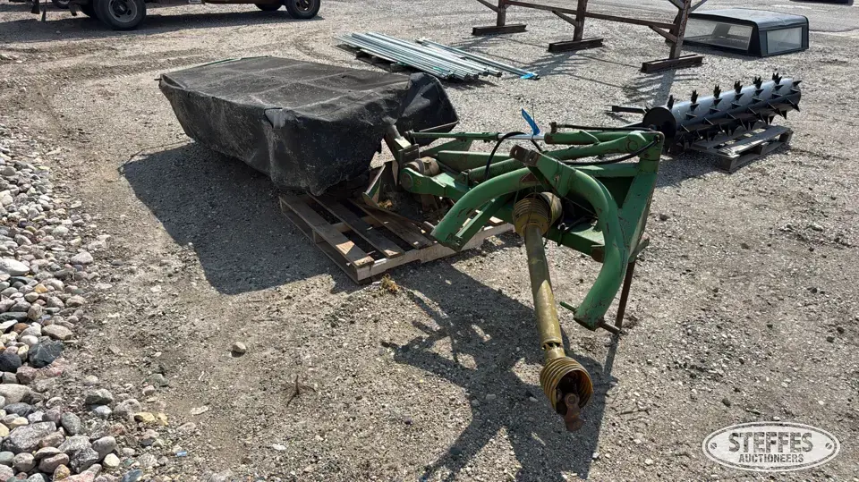 John Deere 260 Disc Mower