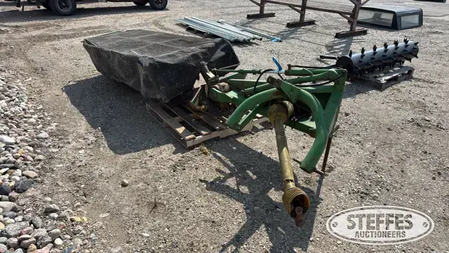John Deere 260