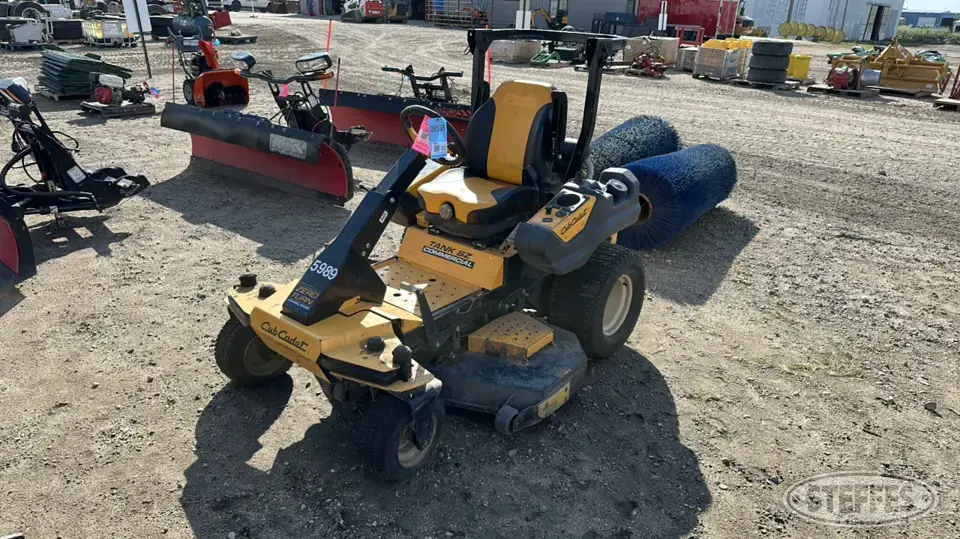 Cub Cadet Tank Lawn Tractor