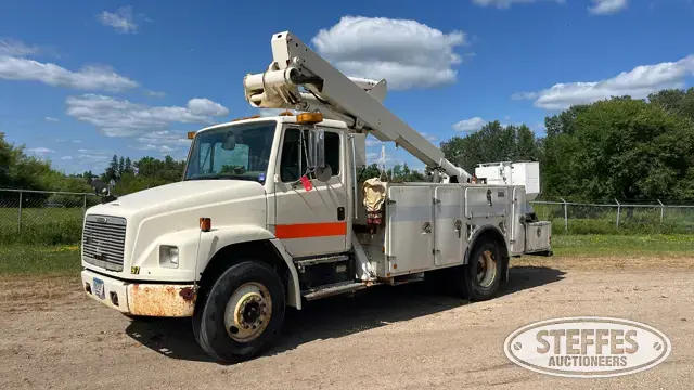 2000 Freightliner