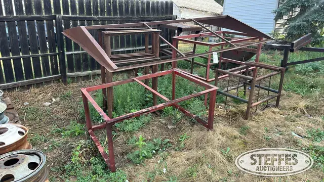Metal racks & stands
