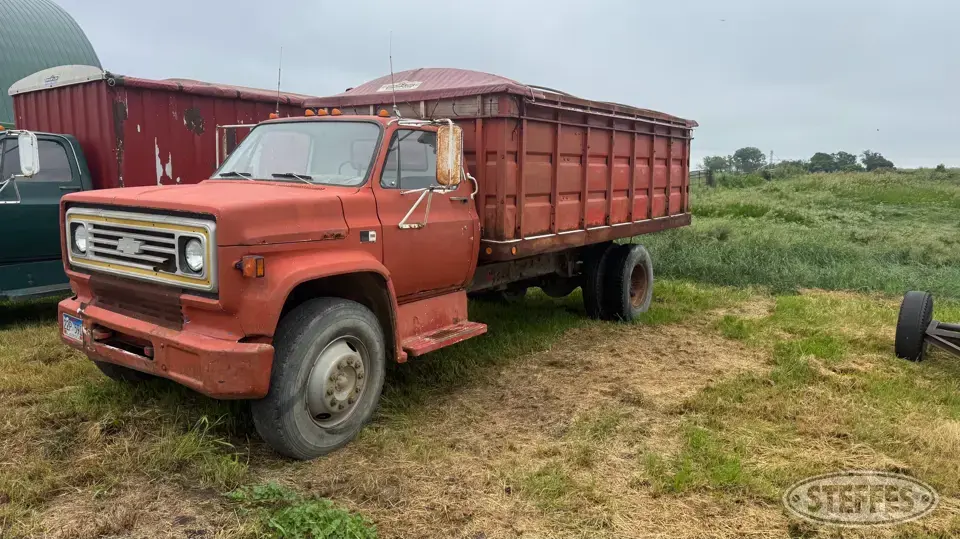 1984 GMC 7000 Grain Truck
