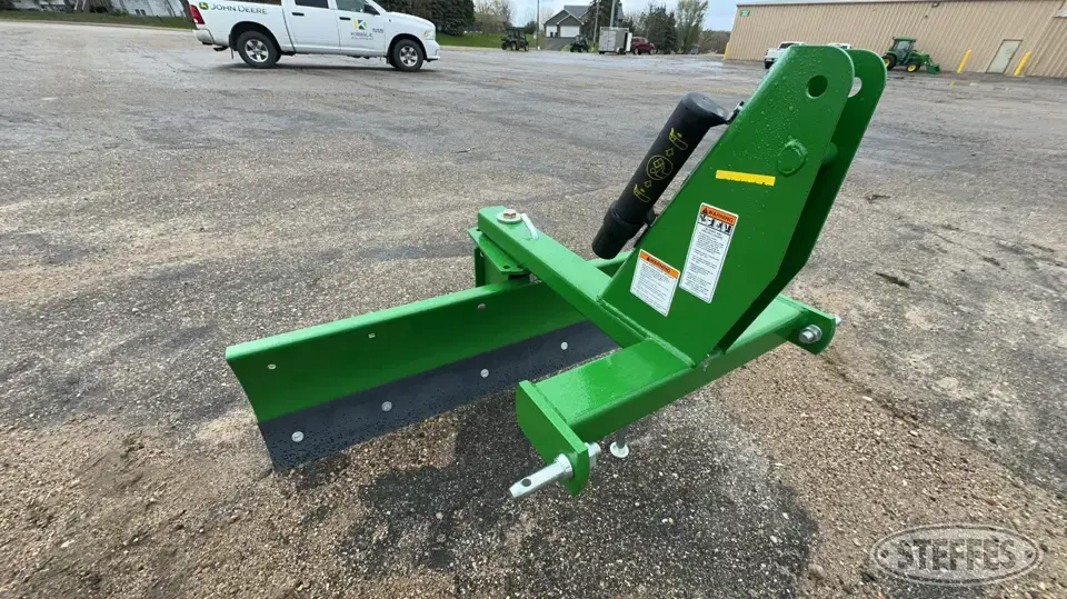2023 Frontier RB2060 Straight Blade