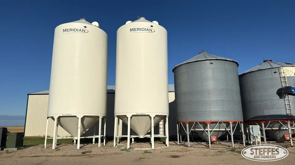 Meridian Grain Max Hopper Bin
